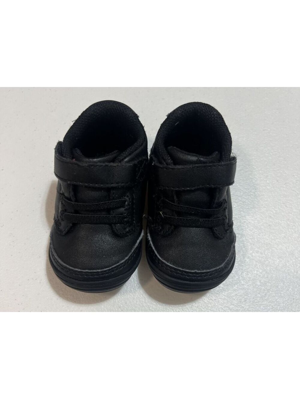 Stride Rite Boys Black faux leather walking show -  size 2.5